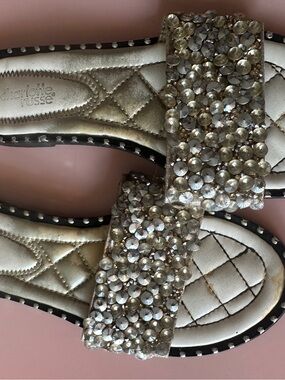 Charlotte Russe size 7 sandals good condition